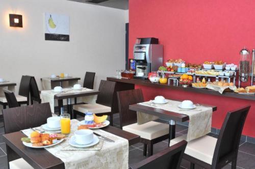 Hotel Eden Park Pau Est, Avec Piscine エクステリア 写真